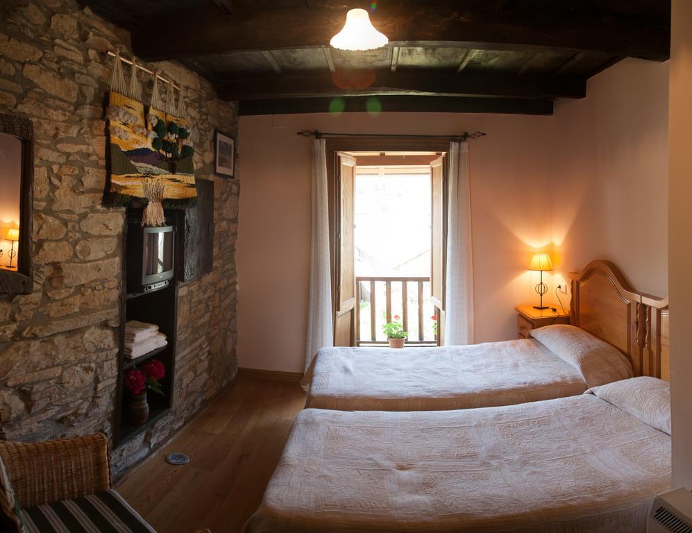 Casa Rural Pandelo Guest House Vega de Valcarce Cameră foto